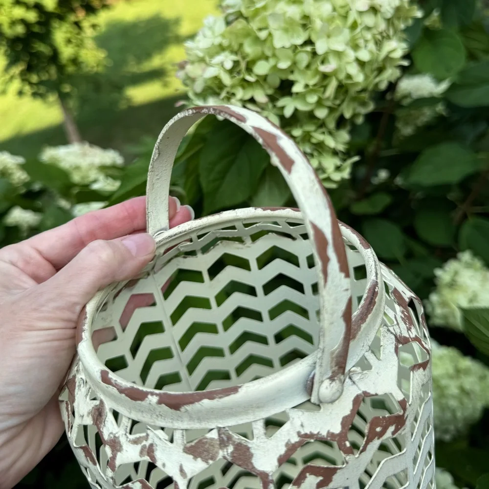 Home Rustic Metal Lantern with Chevron Design